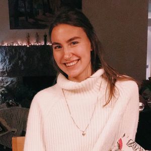 Meet your Posher, Nina